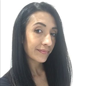 Meet your Posher, Ariadna vianney